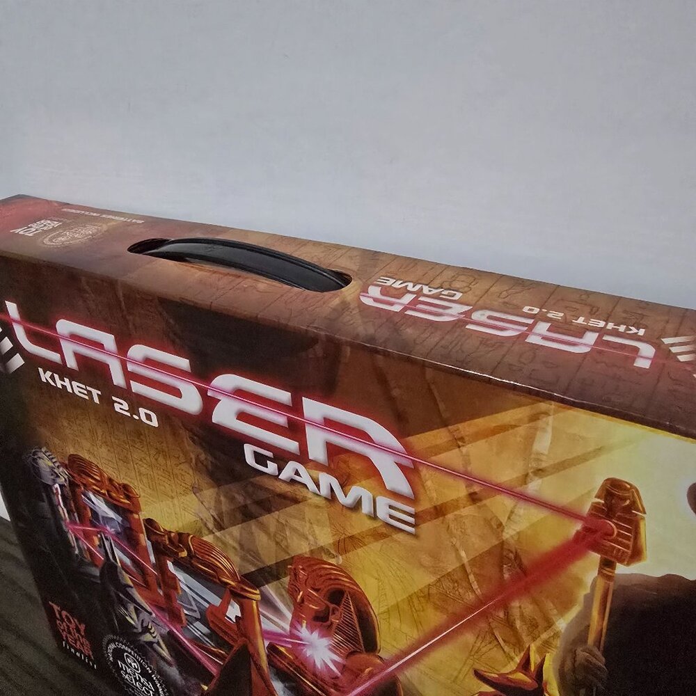 Laser Khet 2.0 Board Game Strategy Mensa Toy of the Year 100% Complete Working - Picture 7 of 7